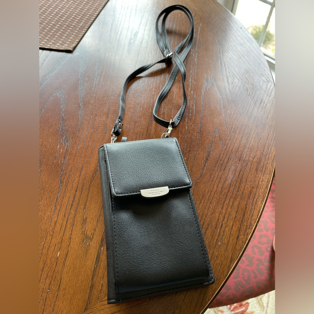 Over the shoulder phone wallet